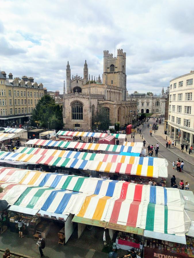 Cambridge Farmers Outlet *